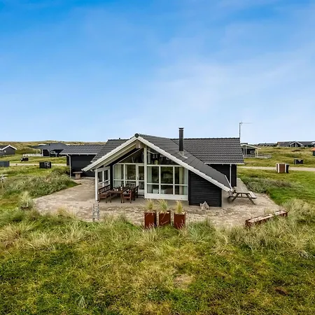 Sochyeta - 150m From The Sea By Interhome Feriehus *